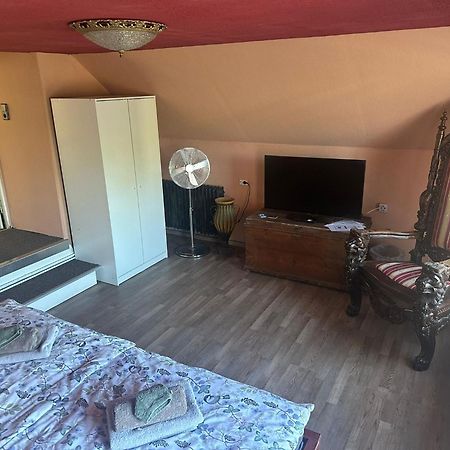 Zentrale Doppelbettzimmer Nordenham Exteriér fotografie